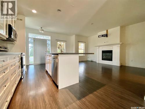 A & B 422 St Mary Street, Esterhazy, SK - Indoor With Fireplace
