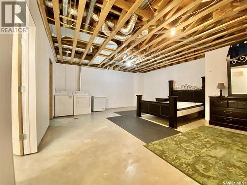 A & B 422 St Mary Street, Esterhazy, SK - Indoor Photo Showing Basement