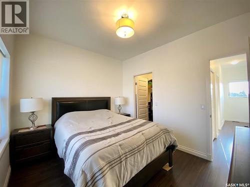 A & B 422 St Mary Street, Esterhazy, SK - Indoor Photo Showing Bedroom
