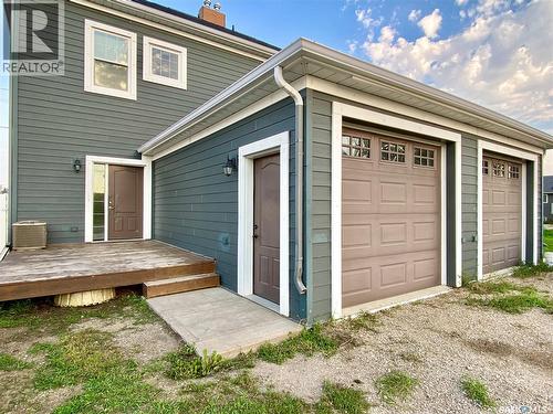 A & B 422 St Mary Street, Esterhazy, SK - Outdoor With Exterior