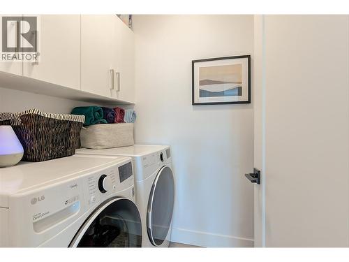 Main Floor Laundry Room - 1235 Ponds Avenue, Kelowna, BC - Indoor Photo Showing Laundry Room