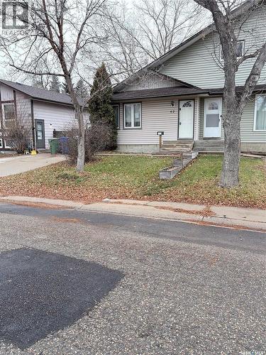 42 Hunt Crescent, Regina, SK - Outdoor
