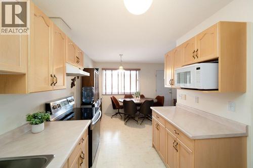 2401 12Th Street N Street N Unit# 20, Cranbrook, BC - Indoor Photo Showing Kitchen