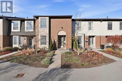60 - 3029 Glencrest Road, Burlington, ON - Outdoor With Facade