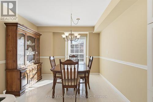 60 - 3029 Glencrest Road, Burlington, ON - Indoor Photo Showing Dining Room
