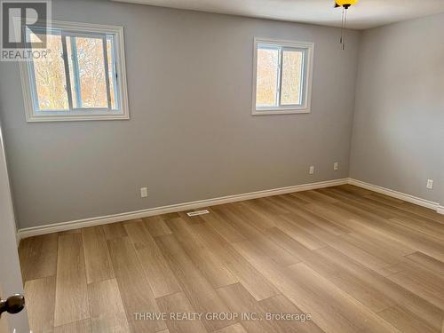 127 Toulon Crescent, London East (East I), ON - Indoor Photo Showing Other Room