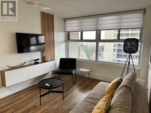 608 - 1785 Frobisher Lane N, Ottawa, ON - Indoor