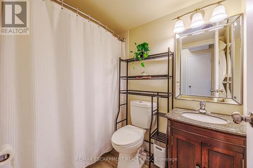 2604 - 150 Charlton Avenue E, Hamilton (Corktown), ON - Indoor Photo Showing Bathroom