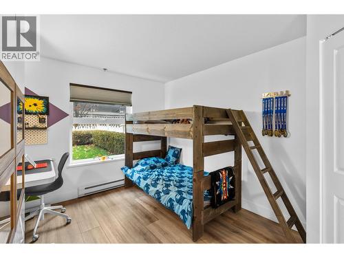 555 Yates Road Unit# 115, Kelowna, BC - Indoor Photo Showing Bedroom