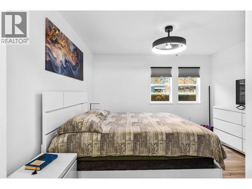 555 Yates Road Unit# 115, Kelowna, BC - Indoor Photo Showing Bedroom