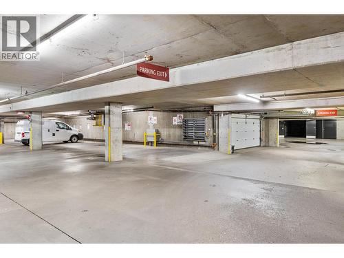555 Yates Road Unit# 115, Kelowna, BC - Indoor Photo Showing Garage