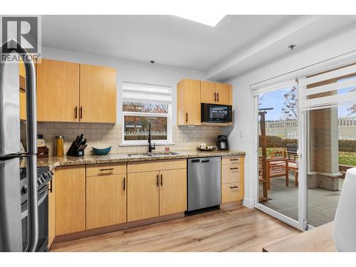 555 Yates Road Unit# 115, Kelowna, BC - Indoor Photo Showing Kitchen