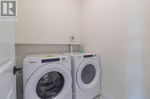 6694 Hayward Drive, London South (South V), ON - Indoor Photo Showing Laundry Room