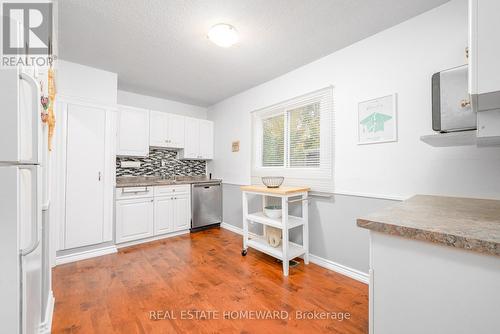 521 O'Connell Road, Peterborough, ON - Indoor Photo Showing Kitchen