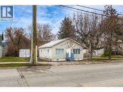 680 10 Street SW  Salmon Arm, BC V1E 1T1