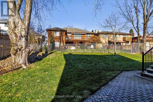 38 Clearview Court, Peterborough (Monaghan Ward 2), ON - Outdoor