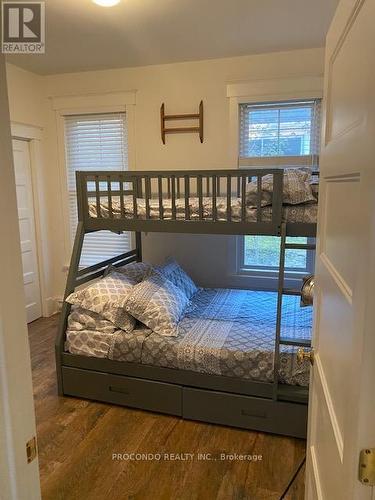 23 Farm View Lane, Prince Edward County, ON - Indoor Photo Showing Bedroom