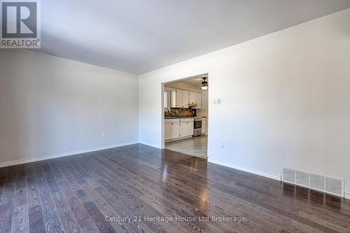 3177 Perth Road 180, West Perth (Hibbert), ON - Indoor Photo Showing Other Room