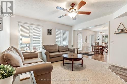 Living area. - 1 Duncan Street, Norfolk (Turkey Point), ON - Indoor Photo Showing Living Room