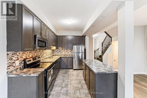 14 Serenity Lane, Hamilton, ON - Indoor Photo Showing Kitchen With Stainless Steel Kitchen With Double Sink With Upgraded Kitchen