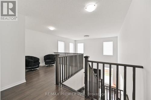 75 Cook Street, Hamilton, ON - Indoor Photo Showing Other Room