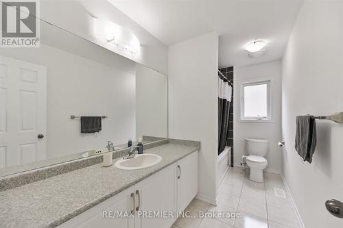75 Cook Street, Hamilton, ON - Indoor Photo Showing Bathroom