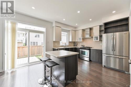75 Cook Street, Hamilton, ON - Indoor Photo Showing Kitchen With Upgraded Kitchen