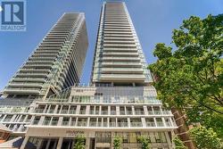 2415 - 195 REDPATH AVENUE  Toronto, ON M4P 0E4