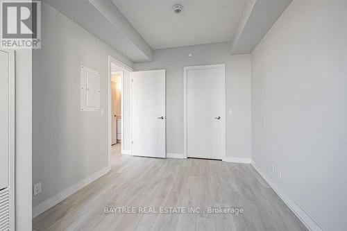 1401 - 2221 Yonge Street, Toronto, ON - Indoor Photo Showing Other Room