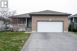 31 CEDAR CREEK WAY  Quinte West (Frankford Ward), ON K0K 2C0