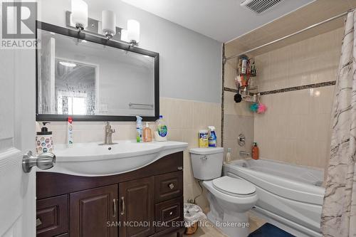 211 - 1050 Stainton Drive, Mississauga, ON - Indoor Photo Showing Bathroom