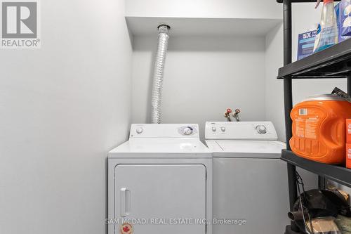 211 - 1050 Stainton Drive, Mississauga, ON - Indoor Photo Showing Laundry Room