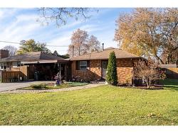 27 Hillcrest Avenue  Chatham, ON N7M 4E9