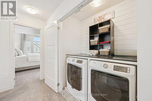17 Bassett Street, Collingwood, ON - Indoor Photo Showing Laundry Room