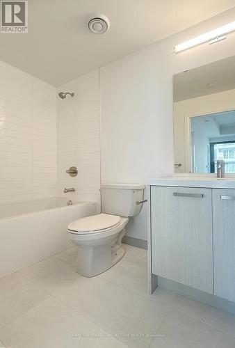 2310 - 20 Soudan Avenue, Toronto, ON - Indoor Photo Showing Bathroom