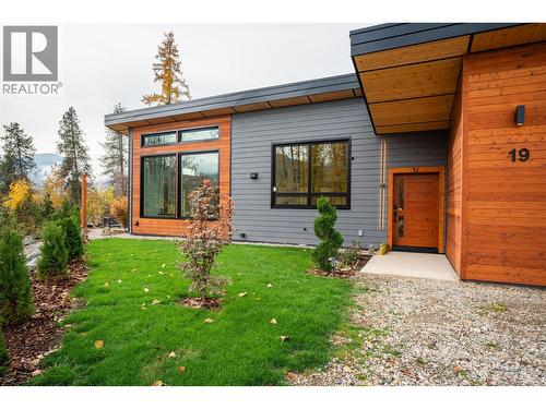 19 McKay Lane  Fruitvale, BC V0G 1L0