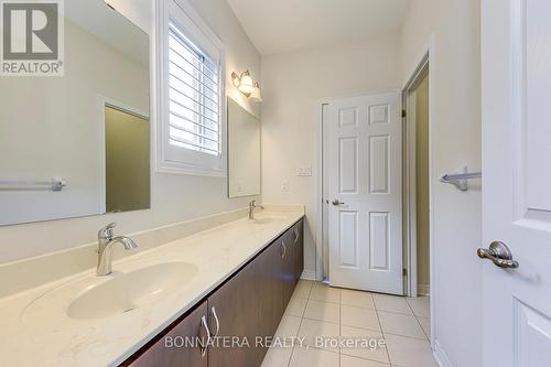 230 Jessie Caverhill Pass, Oakville, ON - Indoor Photo Showing Bathroom