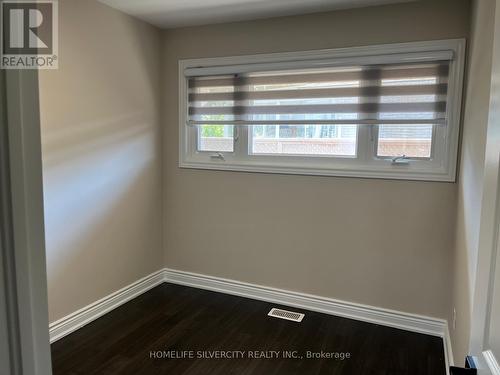 33 Sweetbriar Drive, Kitchener, ON - Indoor Photo Showing Other Room