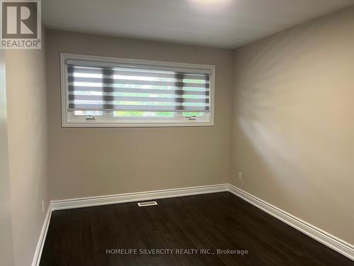 33 Sweetbriar Drive, Kitchener, ON - Indoor Photo Showing Other Room