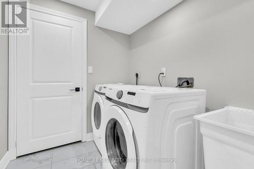 33 Sweetbriar Drive, Kitchener, ON - Indoor Photo Showing Laundry Room