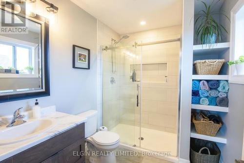 8 Auburn Drive, St. Thomas, ON - Indoor Photo Showing Bathroom