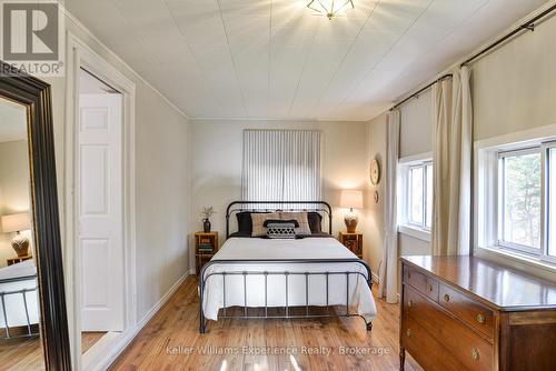 Option 1 Primary Bedroom on Main floor - 14 Edward Street, Bracebridge (Macaulay), ON - Indoor Photo Showing Bedroom