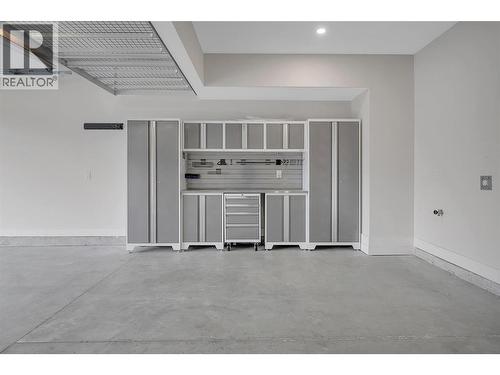 1839 Grey Owl Court, Kelowna, BC - Indoor Photo Showing Other Room