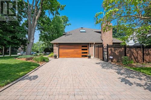 2428 Lakeshore Road, Burlington, ON - Outdoor