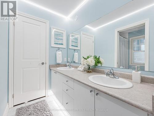 66 Rideout Street, Ajax, ON - Indoor Photo Showing Bathroom