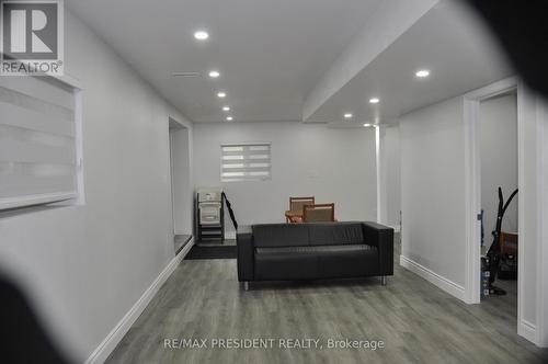 17 Cedar Bay Road, Kawartha Lakes, ON - Indoor