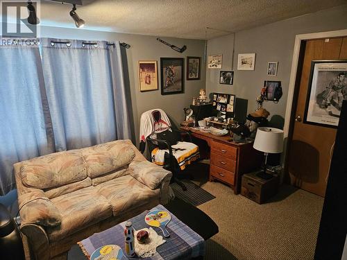 1182 N Third Avenue, Williams Lake, BC - Indoor