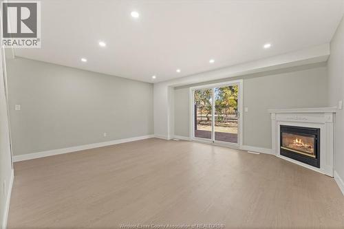 2960 Meadowbrook Lane Unit# 2, Windsor, ON - Indoor With Fireplace