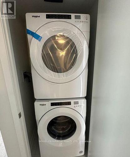 02 - 3415 Ridgeway Drive, Mississauga, ON - Indoor Photo Showing Laundry Room