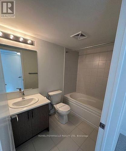 02 - 3415 Ridgeway Drive, Mississauga, ON - Indoor Photo Showing Bathroom